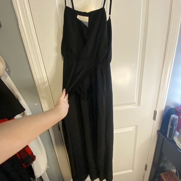 Keyhole jumpsuit - Picture 2 of 3